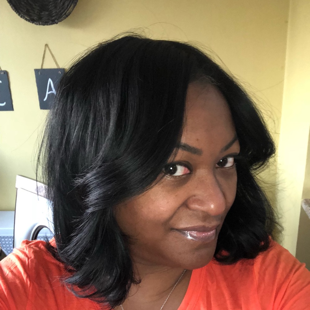 Meet your Posher, Tanisha